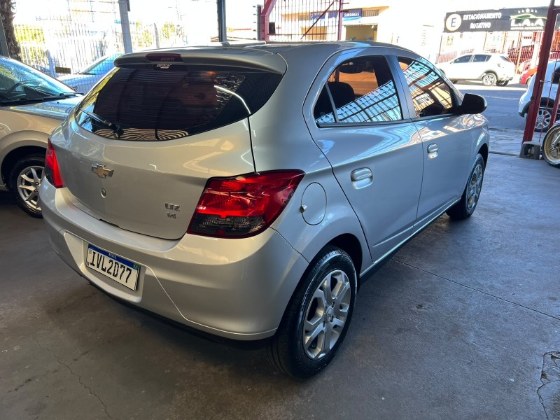 ONIX 1.4 MPFI LTZ 8V FLEX 4P MANUAL - 2014 - CAXIAS DO SUL