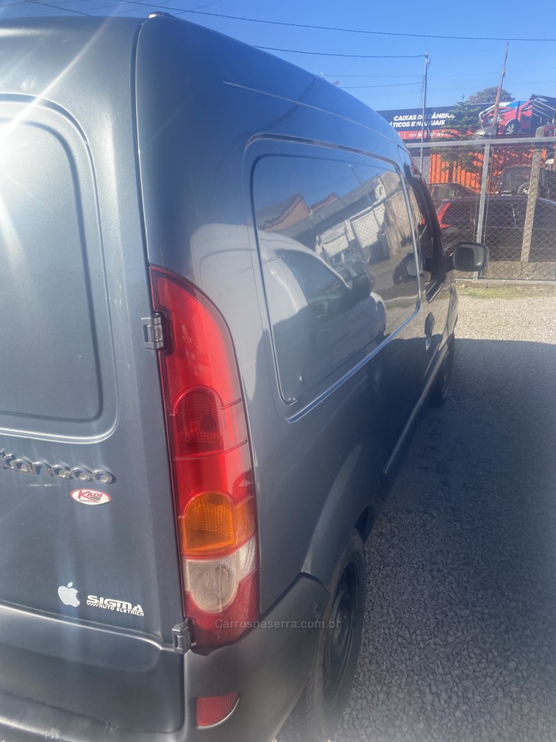 KANGOO 1.6 EXPRESS 16V FLEX 4P MANUAL - 2015 - CAXIAS DO SUL
