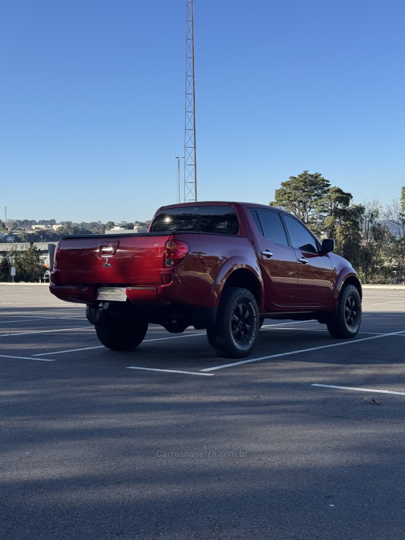 L200 TRITON 3.2 HPE 4X4 CD 16V TURBO INTERCOOLER DIESEL 4P AUTOMÁTICO - 2013 - CAXIAS DO SUL
