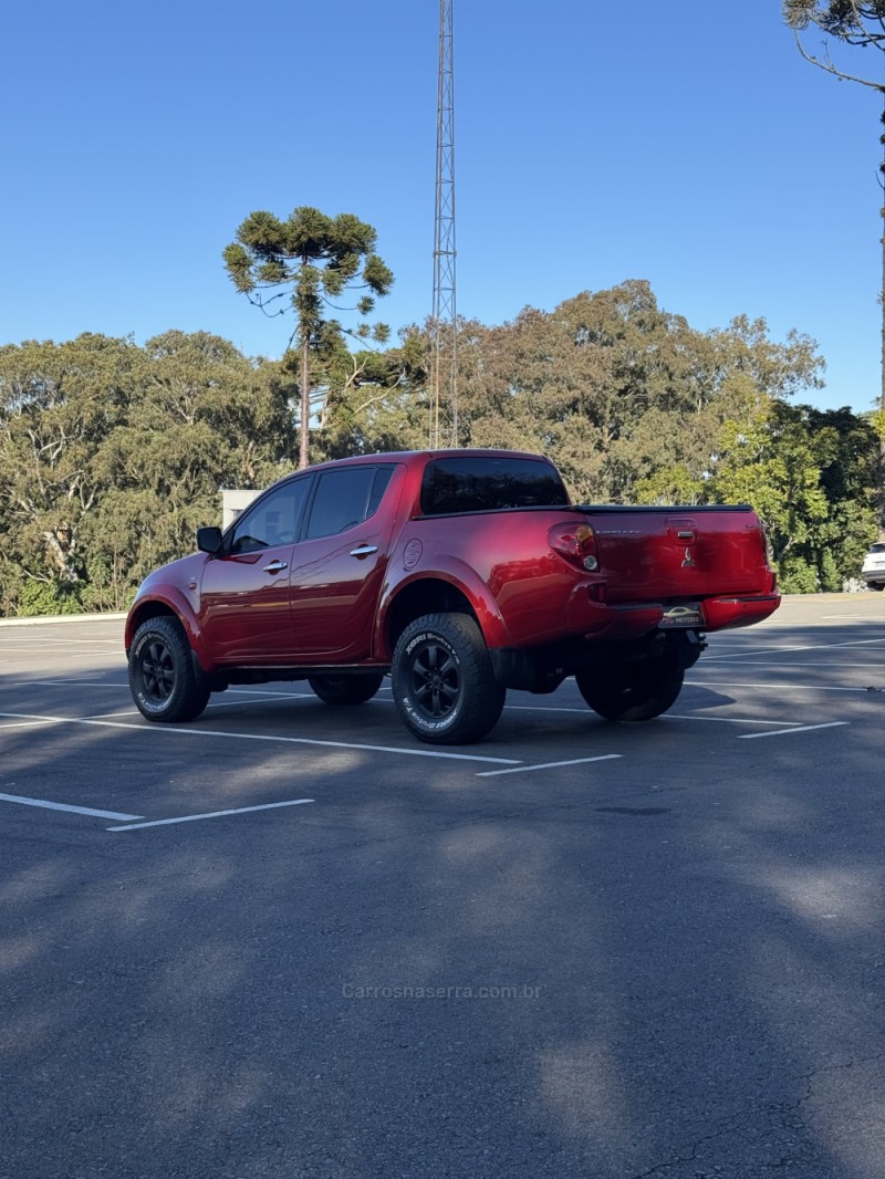 L200 TRITON 3.2 HPE 4X4 CD 16V TURBO INTERCOOLER DIESEL 4P AUTOMÁTICO - 2013 - CAXIAS DO SUL