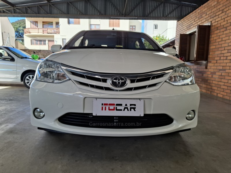 ETIOS 1.5 XLS 16V FLEX 4P MANUAL - 2013 - GARIBALDI