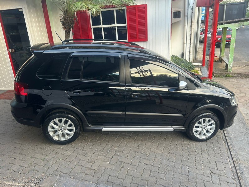 SPACEFOX 1.6 MI 8V FLEX 4P MANUAL - 2014 - TRêS COROAS