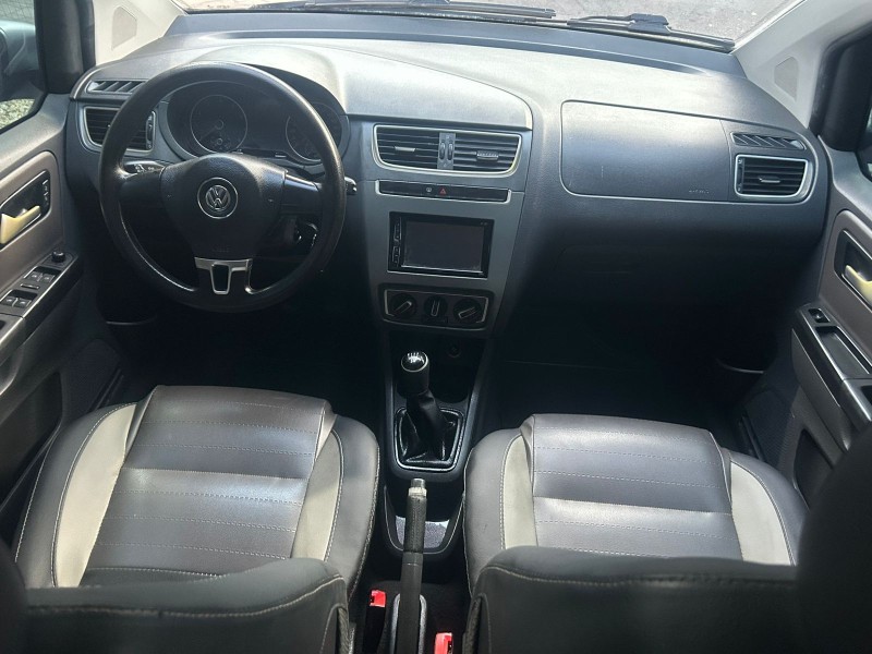 SPACEFOX 1.6 MI 8V FLEX 4P MANUAL - 2014 - TRêS COROAS