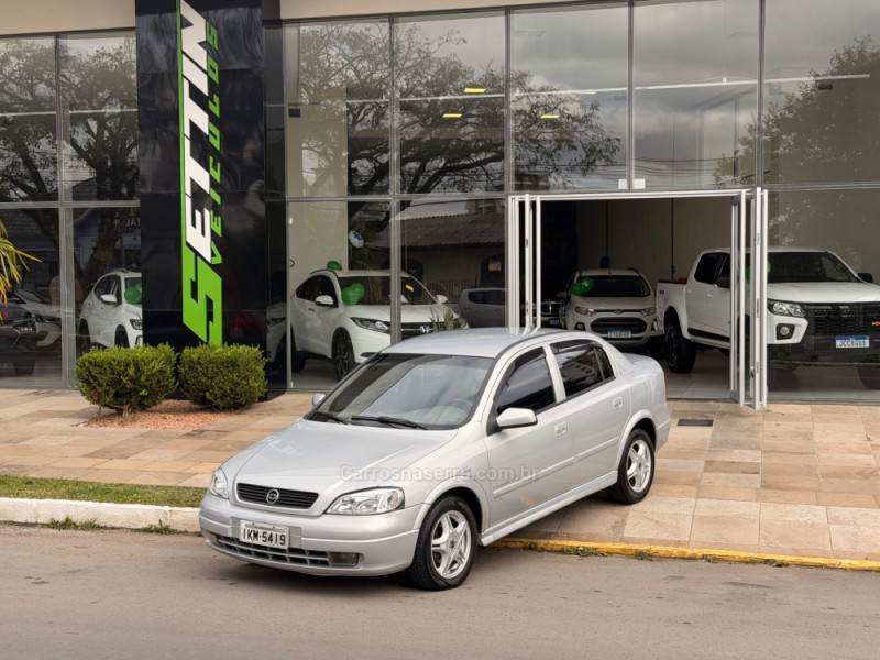 astra 2.0 mpfi expression sedan 8v gasolina 4p manual 2002 farroupilha