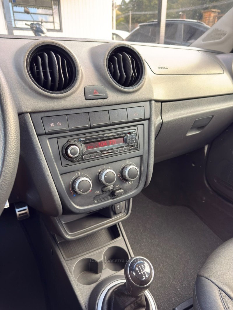 SAVEIRO 1.6 CROSS CE 16V FLEX 2P MANUAL - 2013 - CANELA