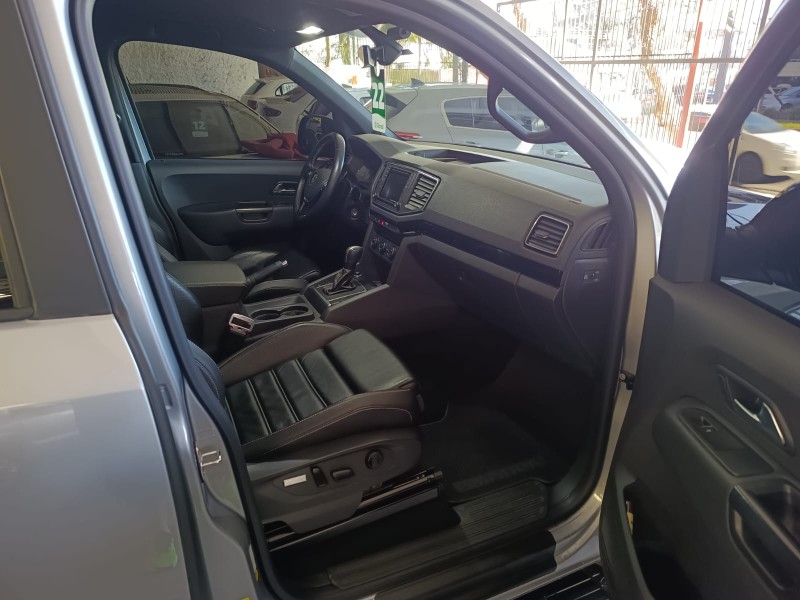 AMAROK 3.0 V6 EXTREME CD DIESEL 4X4 AT 4P AUTOMÁTICO - 2022 - CAXIAS DO SUL