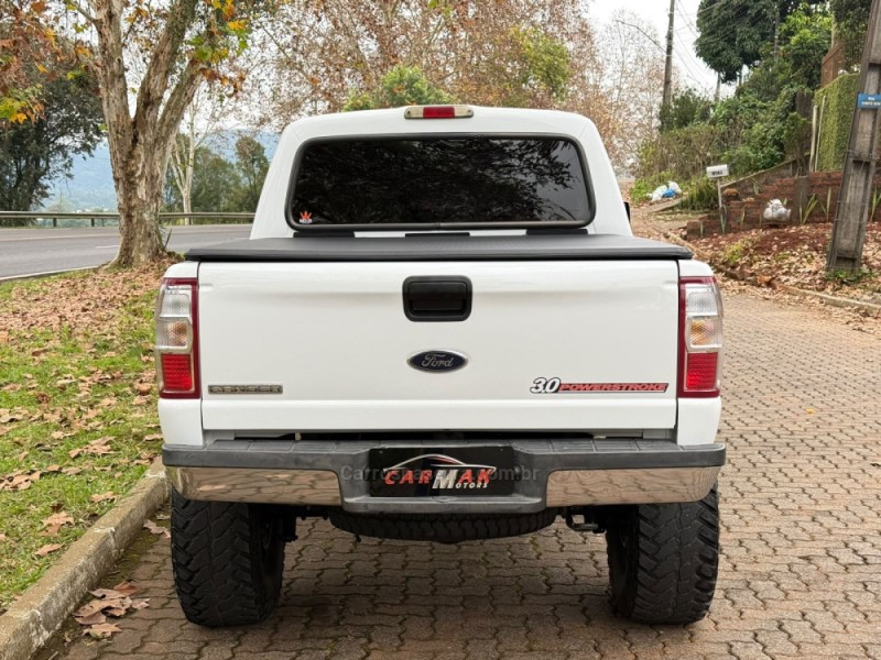 RANGER 3.0 XLT 16V 4X4 CD DIESEL 4P MANUAL - 2011 - DOIS IRMãOS