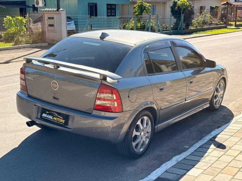 ASTRA 2.0 MPFI ADVANTAGE 8V FLEX 4P MANUAL - 2011 - ESTâNCIA VELHA