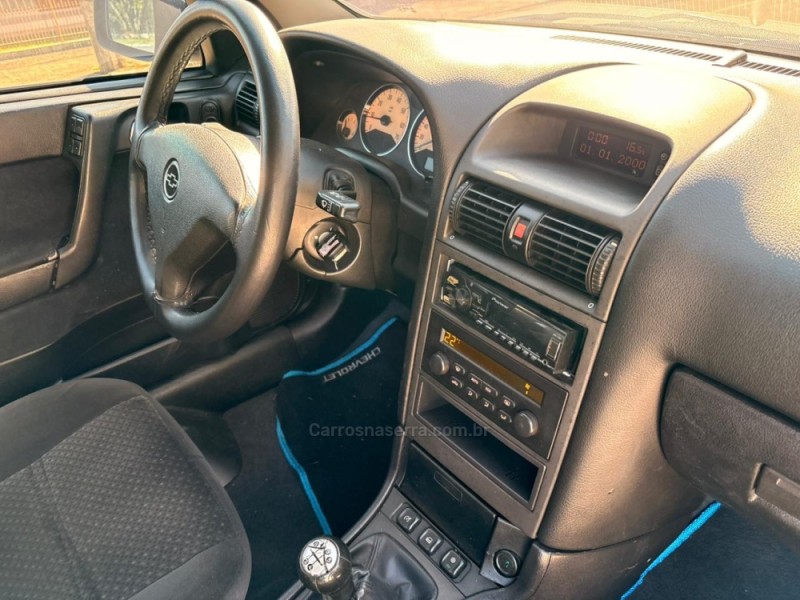 ASTRA 2.0 MPFI ADVANTAGE 8V FLEX 4P MANUAL - 2011 - ESTâNCIA VELHA