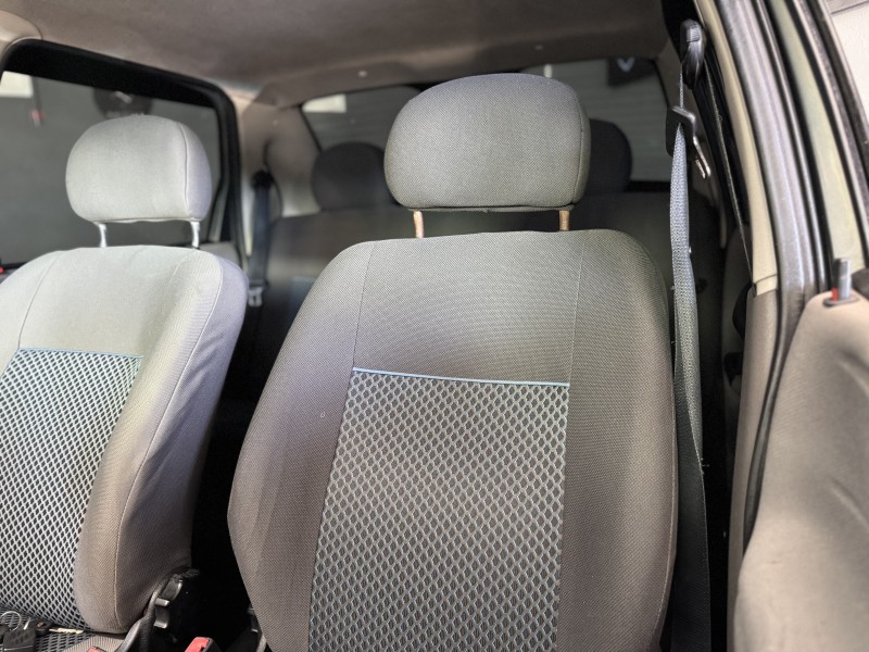 CLASSIC 1.0 MPFI LS 8V FLEX 4P MANUAL - 2013 - CAXIAS DO SUL