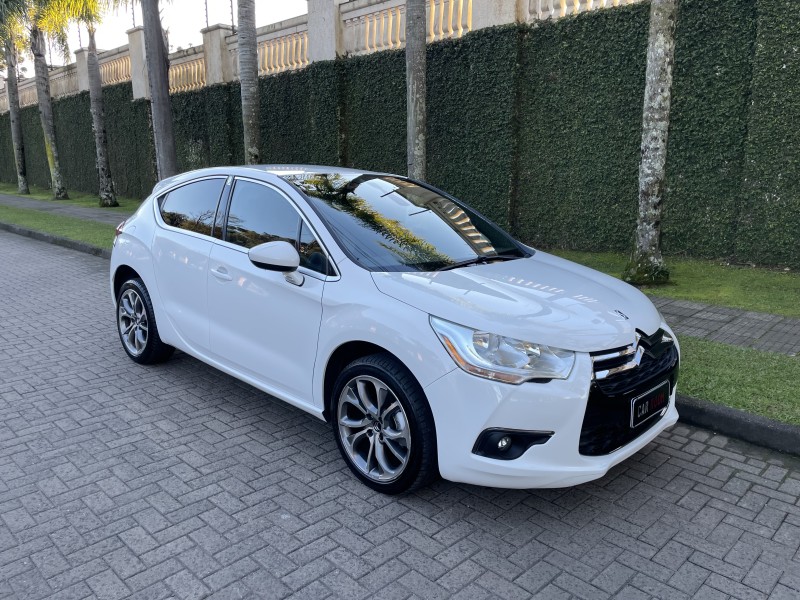 DS4 1.6 THP GASOLINA 4P AUTOMÁTICO - 2015 - CAXIAS DO SUL