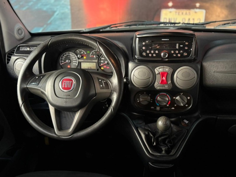 DOBLÓ 1.8 MPI ADVENTURE LOCKER 8V FLEX 4P MANUAL - 2014 - SãO LEOPOLDO