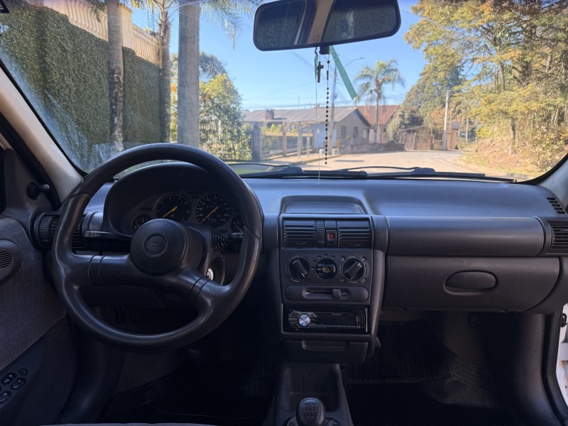 CORSA 1.6 MPFI GL WAGON 8V GASOLINA 4P MANUAL - 1998 - CAXIAS DO SUL