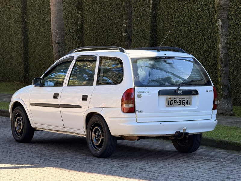 CORSA 1.6 MPFI GL WAGON 8V GASOLINA 4P MANUAL - 1998 - CAXIAS DO SUL