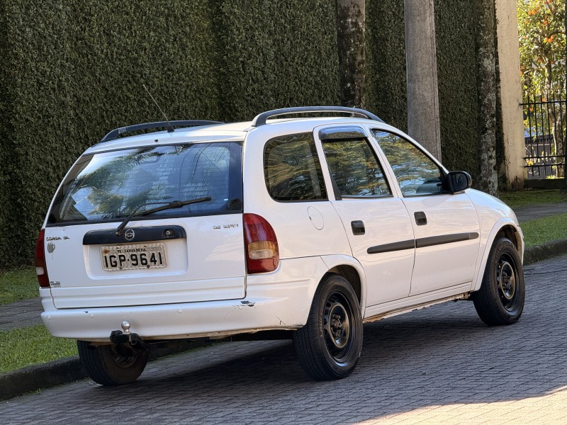 CORSA 1.6 MPFI GL WAGON 8V GASOLINA 4P MANUAL - 1998 - CAXIAS DO SUL