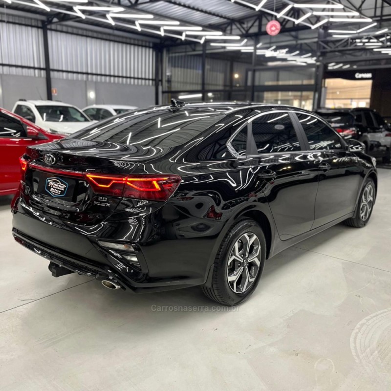 CERATO 2.0 SX 16V FLEX 4P AUTOMÁTICO - 2022 - CANOAS