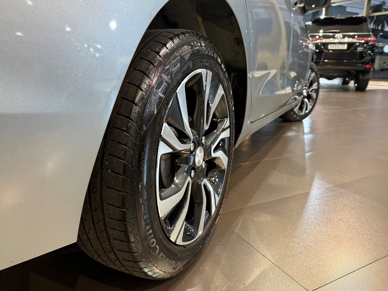 ONIX 1.0	PREMIER II PLUS 12V TURBO FLEX 4P AUTOMÁTICO - 2024 - FARROUPILHA