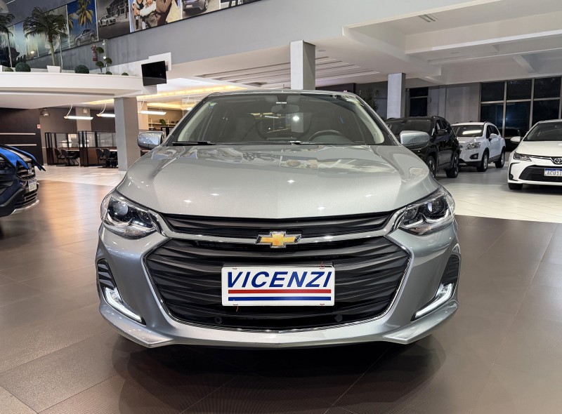 ONIX 1.0	PREMIER II PLUS 12V TURBO FLEX 4P AUTOMÁTICO - 2024 - FARROUPILHA