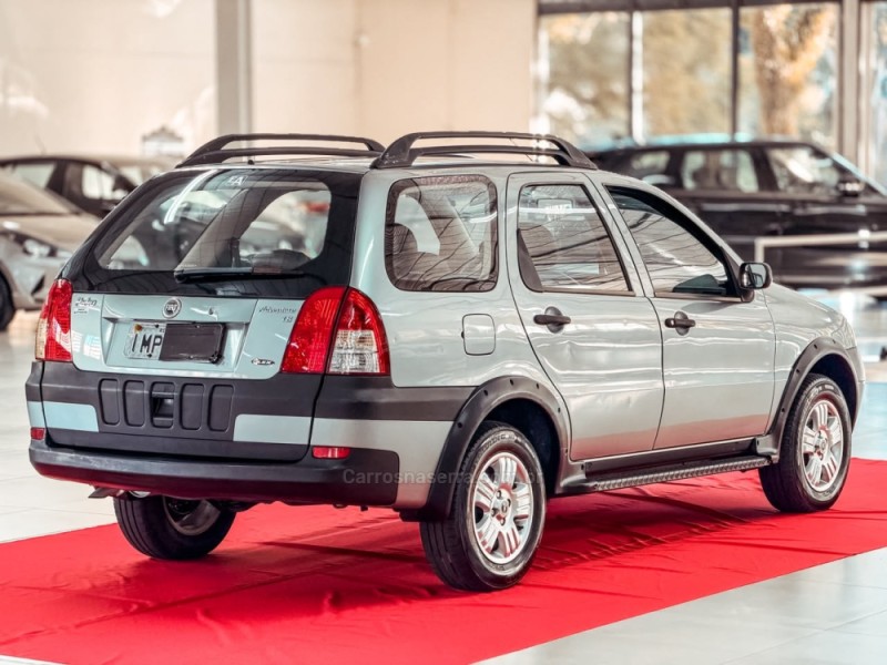 PALIO 1.8 MPI ADVENTURE WEEKEND 8V FLEX 4P MANUAL - 2005 - NOVA PRATA