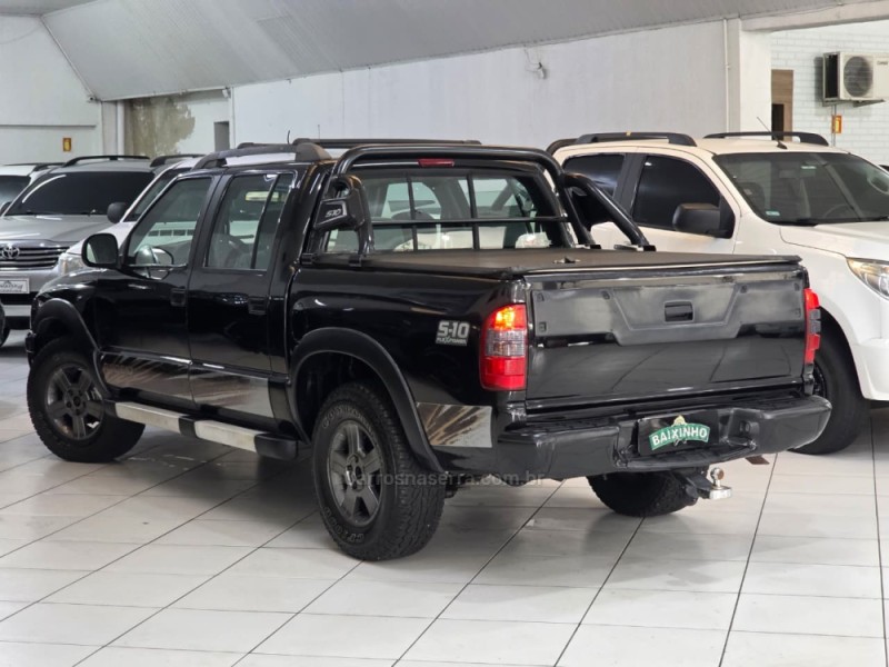 S10 2.4 MPFI RODEIO 4X2 CD 8V FLEX 4P MANUAL - 2011 - SAPUCAIA DO SUL