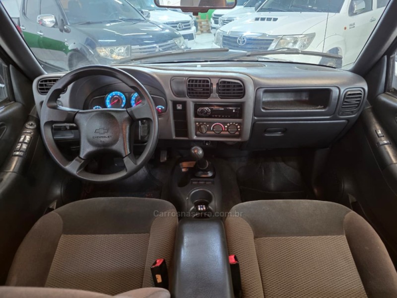 S10 2.4 MPFI RODEIO 4X2 CD 8V FLEX 4P MANUAL - 2011 - SAPUCAIA DO SUL