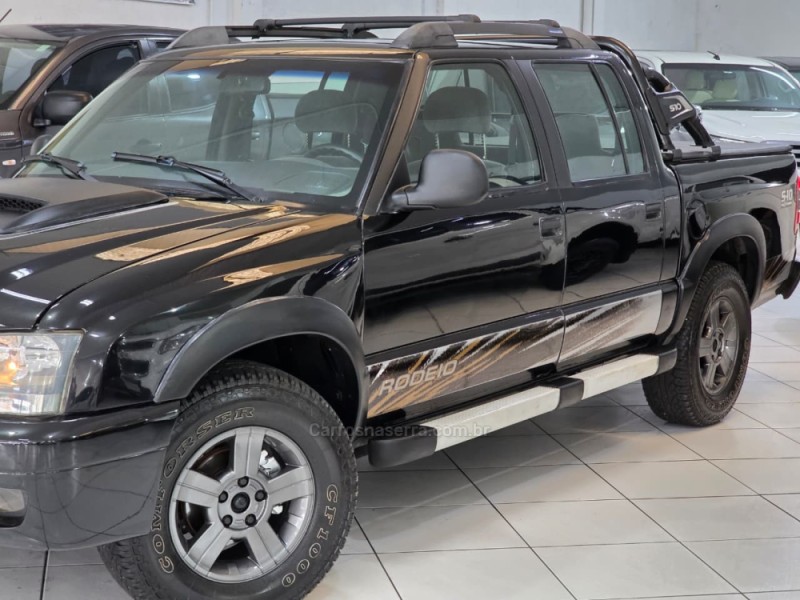 S10 2.4 MPFI RODEIO 4X2 CD 8V FLEX 4P MANUAL - 2011 - SAPUCAIA DO SUL