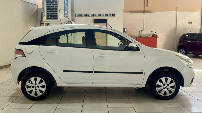 AGILE 1.4 MPFI LT 8V FLEX 4P MANUAL - 2011 - ESTâNCIA VELHA