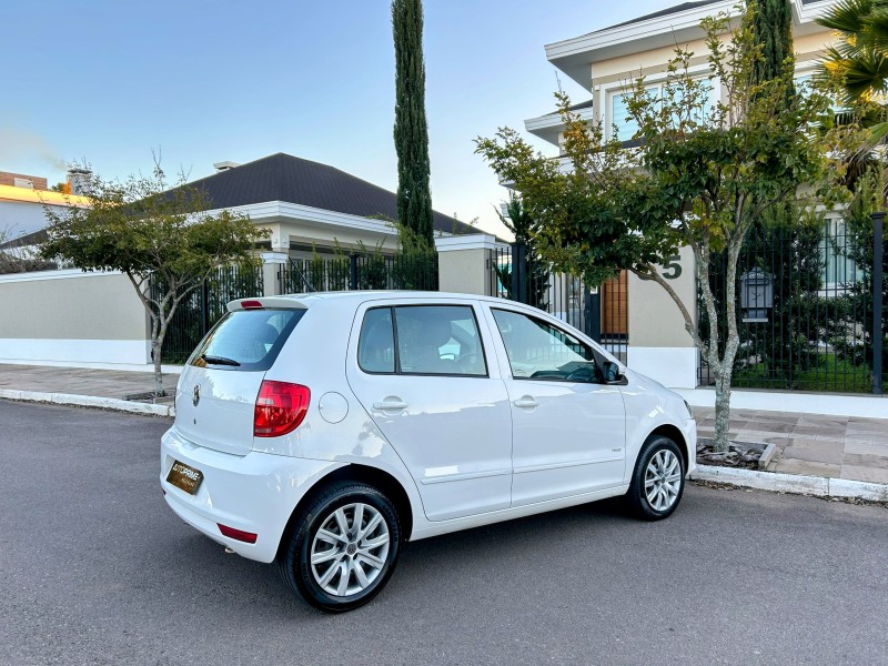 FOX 1.6 MI ITREND 8V FLEX 4P MANUAL - 2012 - BENTO GONçALVES
