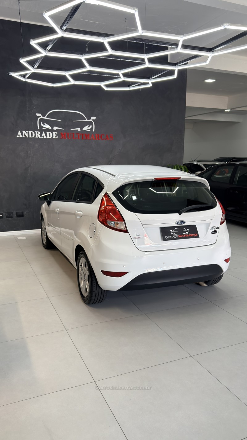 FIESTA 1.6 SE HATCH 16V FLEX 4P AUTOMÁTICO - 2014 - CAXIAS DO SUL