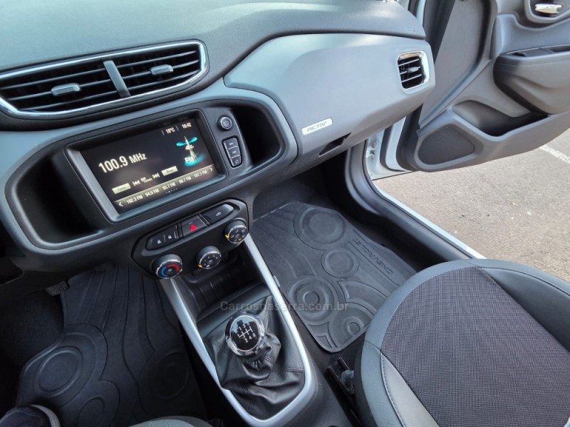 ONIX 1.4 MPFI ACTIV 8V FLEX 4P MANUAL - 2019 - PICADA CAFé