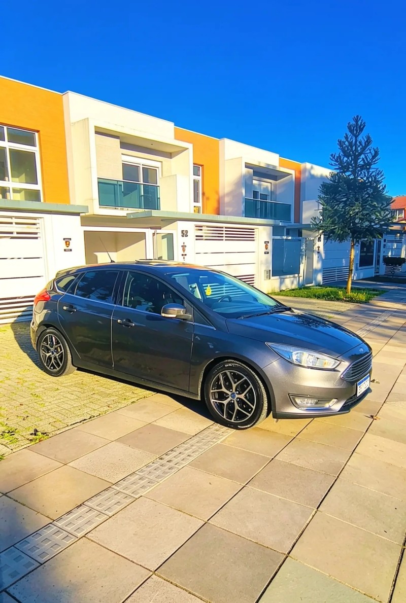 FOCUS 2.0 TITANIUM HATCH 16V FLEX 4P AUTOMÁTICO - 2017 - FARROUPILHA