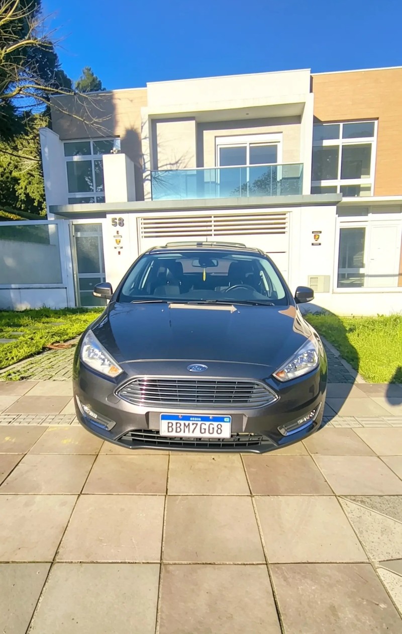 FOCUS 2.0 TITANIUM HATCH 16V FLEX 4P AUTOMÁTICO - 2017 - FARROUPILHA
