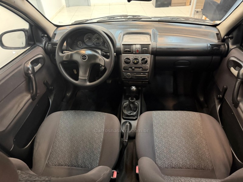 CORSA 1.0 MPFI CLASSIC SEDAN LIFE 8V FLEX 4P MANUAL - 2008 - BOM RETIRO DO SUL