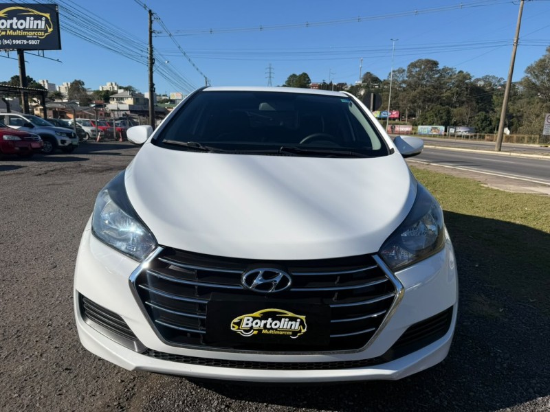 HB20S 1.0 COMFORT 12V FLEX 4P MANUAL - 2016 - FARROUPILHA