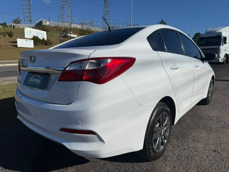 HB20S 1.0 COMFORT 12V FLEX 4P MANUAL - 2016 - FARROUPILHA