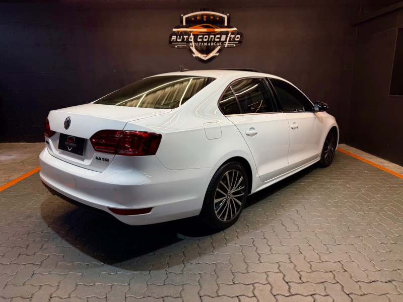 JETTA 2.0 TSI HIGHLINE 211CV GASOLINA 4P TIPTRONIC - 2014 - CAXIAS DO SUL