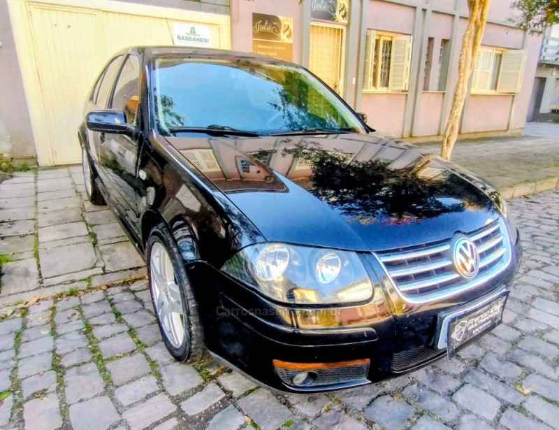 BORA 2.0 MI 8V FLEX 4P MANUAL - 2009 - CAXIAS DO SUL