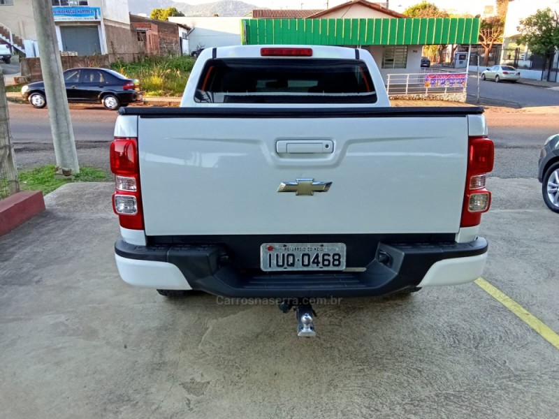 S10 2.4 LT 4X2 CD 8V FLEX 4P MANUAL - 2013 - ARROIO DO MEIO