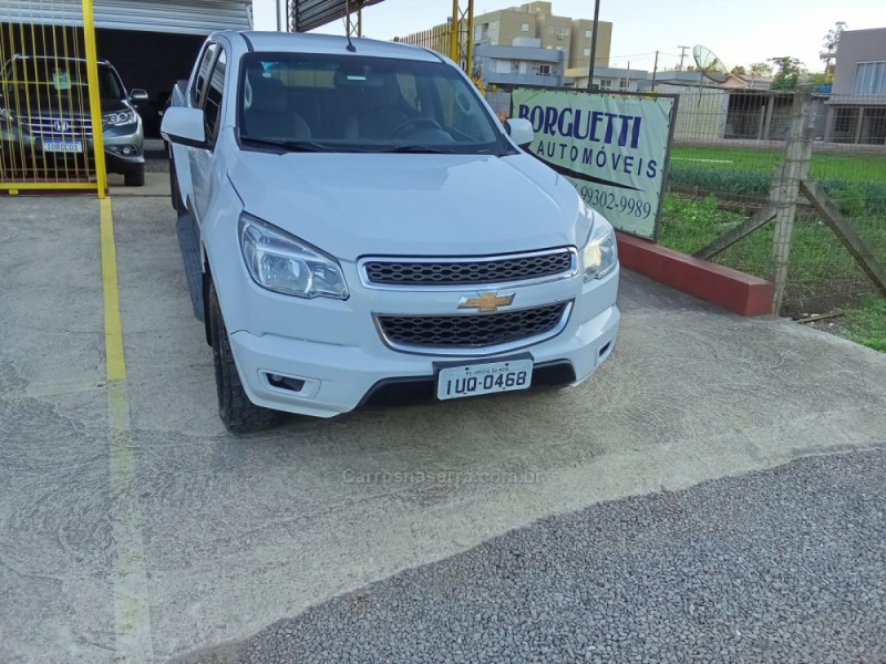 S10 2.4 LT 4X2 CD 8V FLEX 4P MANUAL - 2013 - ARROIO DO MEIO