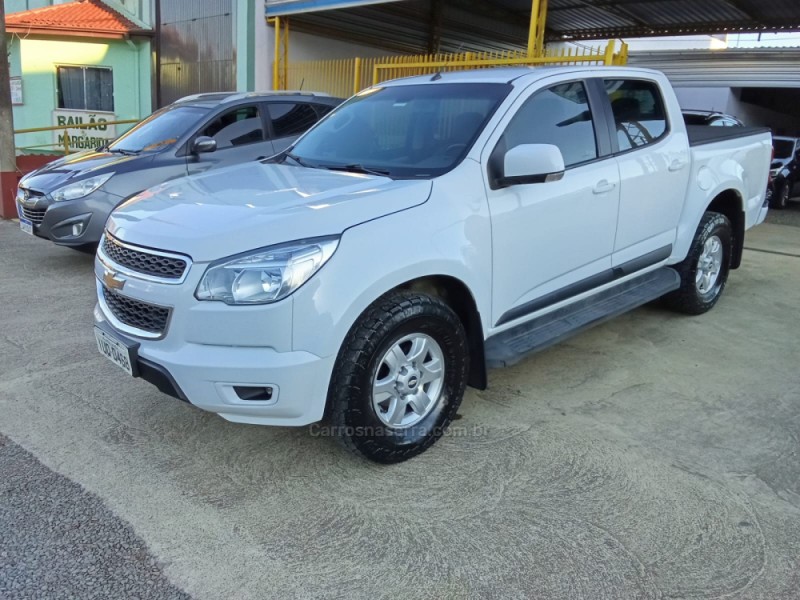 S10 2.4 LT 4X2 CD 8V FLEX 4P MANUAL - 2013 - ARROIO DO MEIO