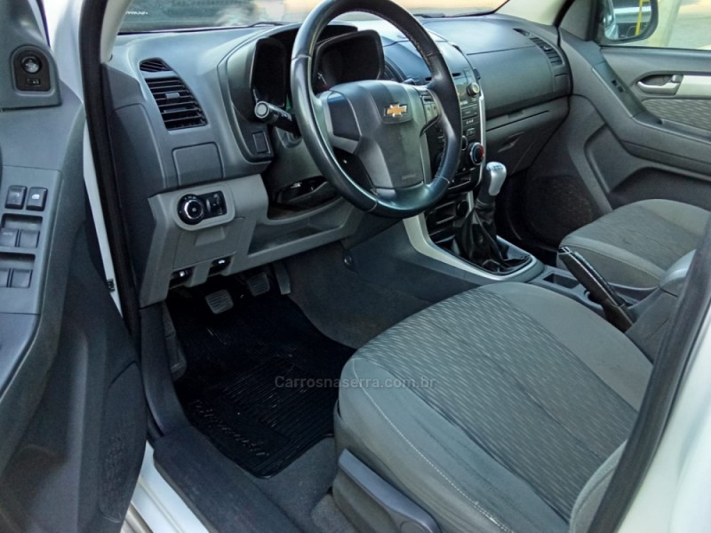 S10 2.4 LT 4X2 CD 8V FLEX 4P MANUAL - 2013 - ARROIO DO MEIO