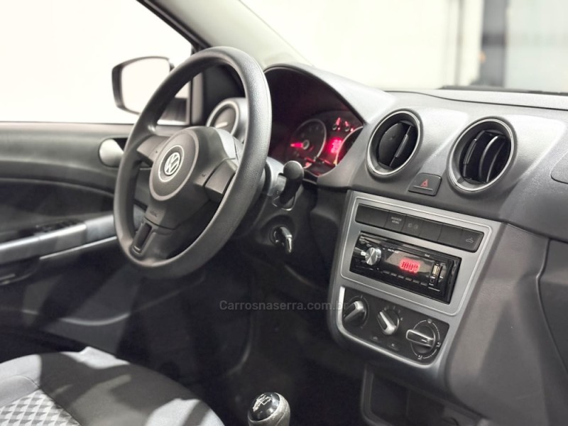 SAVEIRO 1.6 MI TRENDLINE CS 8V FLEX 2P MANUAL - 2015 - NOVO HAMBURGO