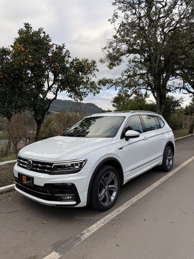 TIGUAN 2.0 ALLSPACE R-LINE 350 TSI 4X4 GASOLINA 4P - 2020 - NOVA ARAçá