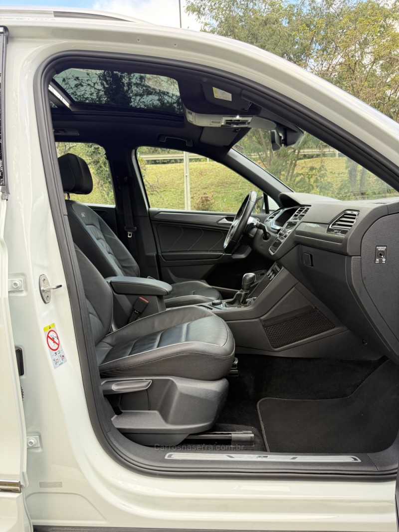 TIGUAN 2.0 ALLSPACE R-LINE 350 TSI 4X4 GASOLINA 4P - 2020 - NOVA ARAçá