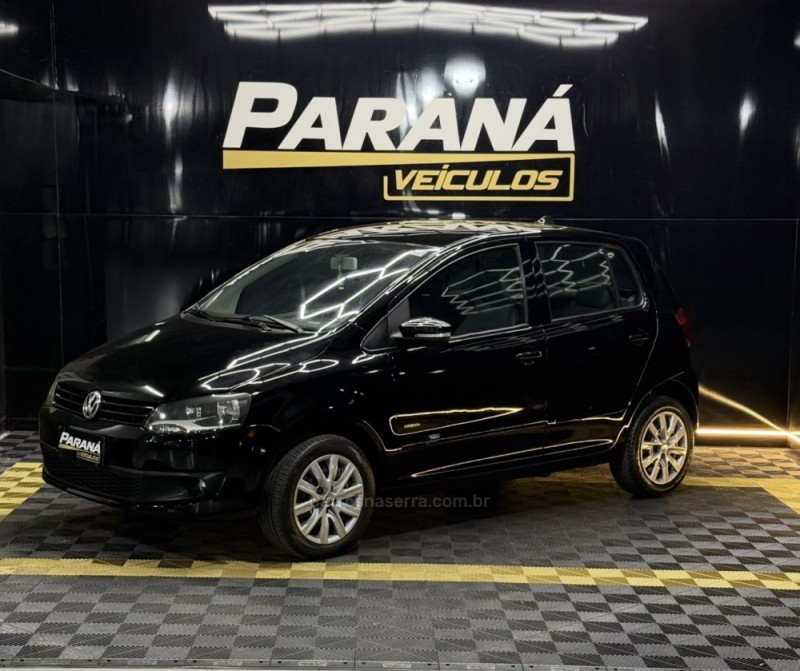 FOX 1.0 MI TREND 8V FLEX 4P MANUAL - 2011 - ESTâNCIA VELHA