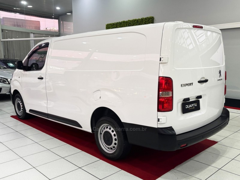 EXPERT 1.6 BLUEHDI DIESEL BUSINESS PACK MANUAL - 2021 - PORTO ALEGRE