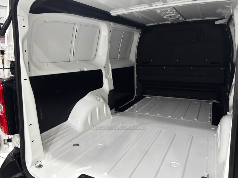 EXPERT 1.6 BLUEHDI DIESEL BUSINESS PACK MANUAL - 2021 - PORTO ALEGRE