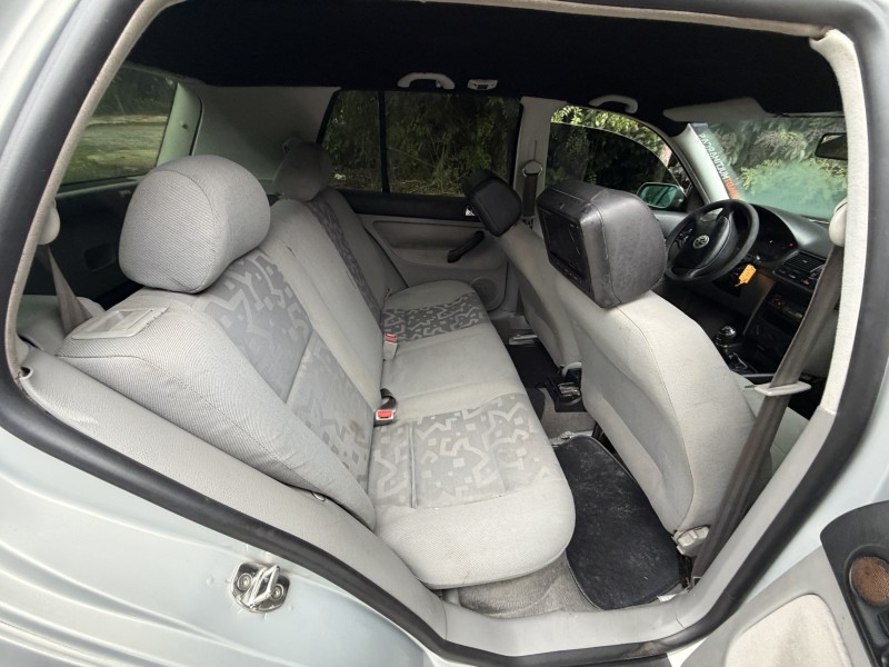 GOLF 2.0 MI PLUS 8V GASOLINA 4P MANUAL - 2000 - CAXIAS DO SUL
