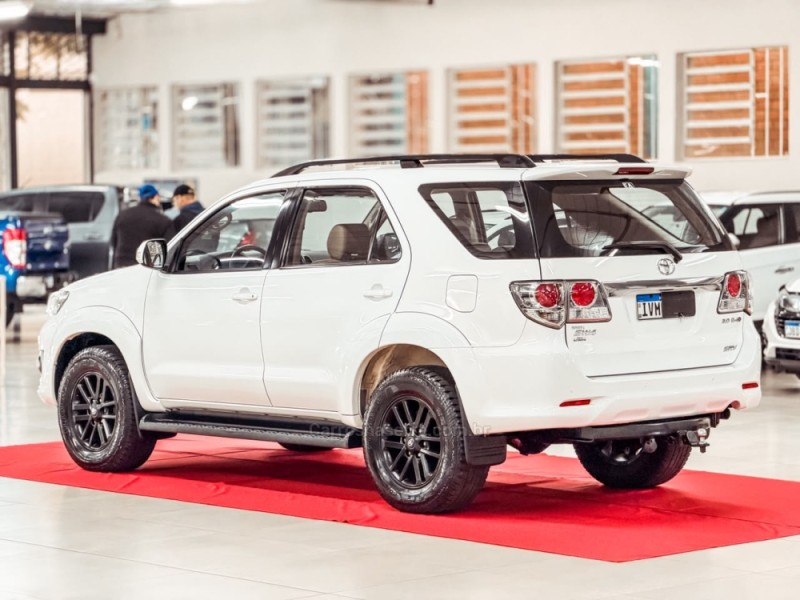 HILUX SW4 3.0 SRV 4X4 CD 16V TURBO INTERCOOLER DIESEL 4P AUTOMÁTICO - 2013 - NOVA PRATA