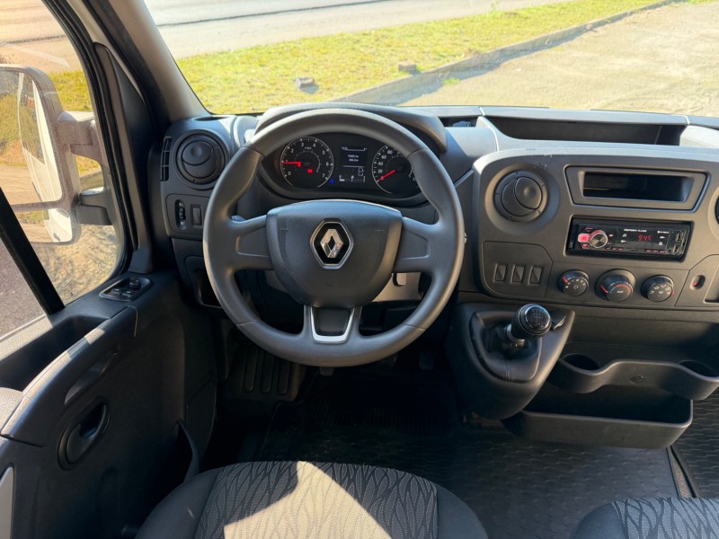 MASTER 2.3 DCI MINIBUS EXECUTIVE L3H2 16 LUGARES 16V DIESEL 4P MANUAL - 2024 - CAXIAS DO SUL